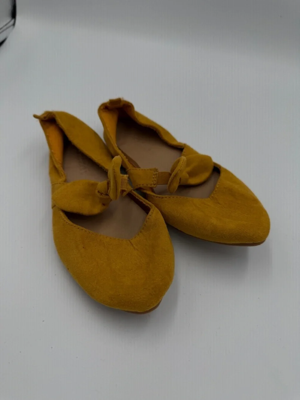 NWOT Old Navy Toddler Girls 11 Mustard Yellow Bow-Accent Girls' Ballet Flat Shoe